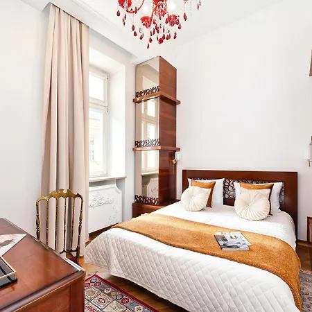 Cracovian - Loftaffair Daire